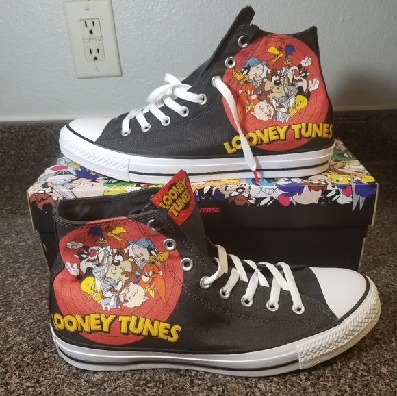 Converse Other - Converse Chuck Taylor All Star Looney Tunes High Top 160901F-001 Mens Size 11